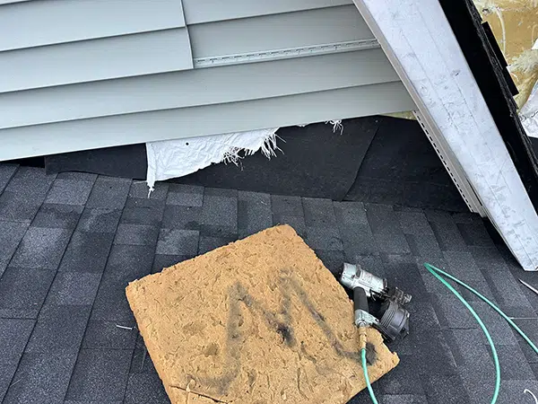 Emergency roof repair services in Lewis Center, Ohio - KFX Roofing service area