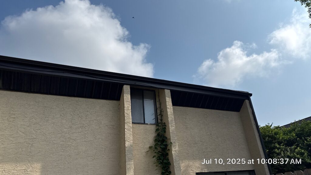 KFX Roofing gutter installation work in Columbus, Ohio